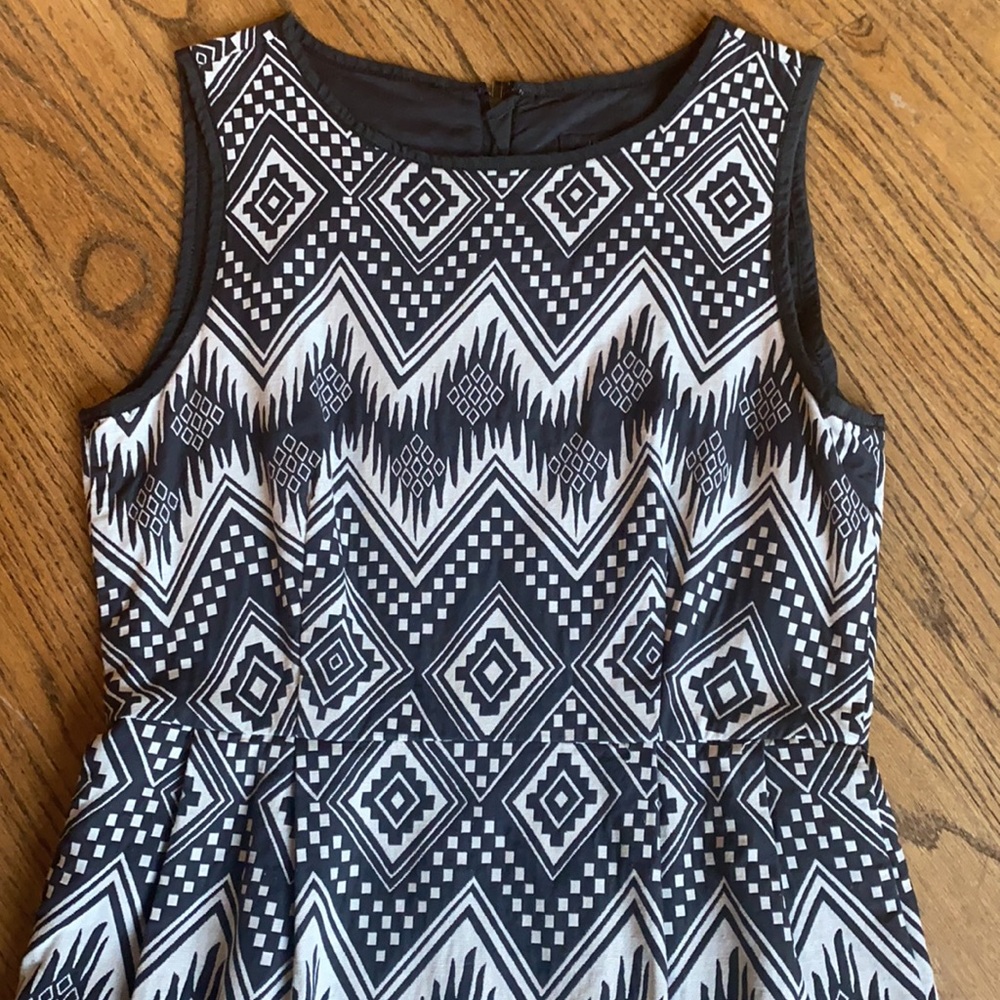 J.Crew Black/White Diamond Ikat Casual Dress - Picture 7 of 9